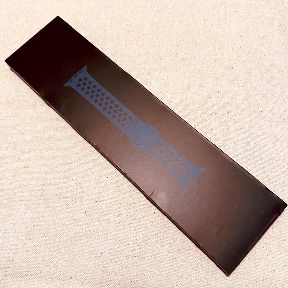 Apple | Accessory | Apple Nike Watch Band | 44M - Picture 1 of 8